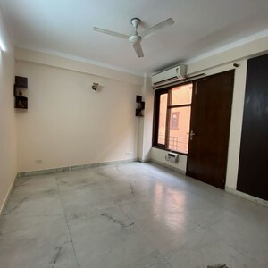 Room in 3 BHK Builder Floor at Chattarpur – for Rent