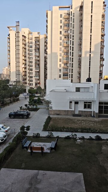 3 BHK Apartment For Sale in Shiv Sai Ozone Park, Sector 86