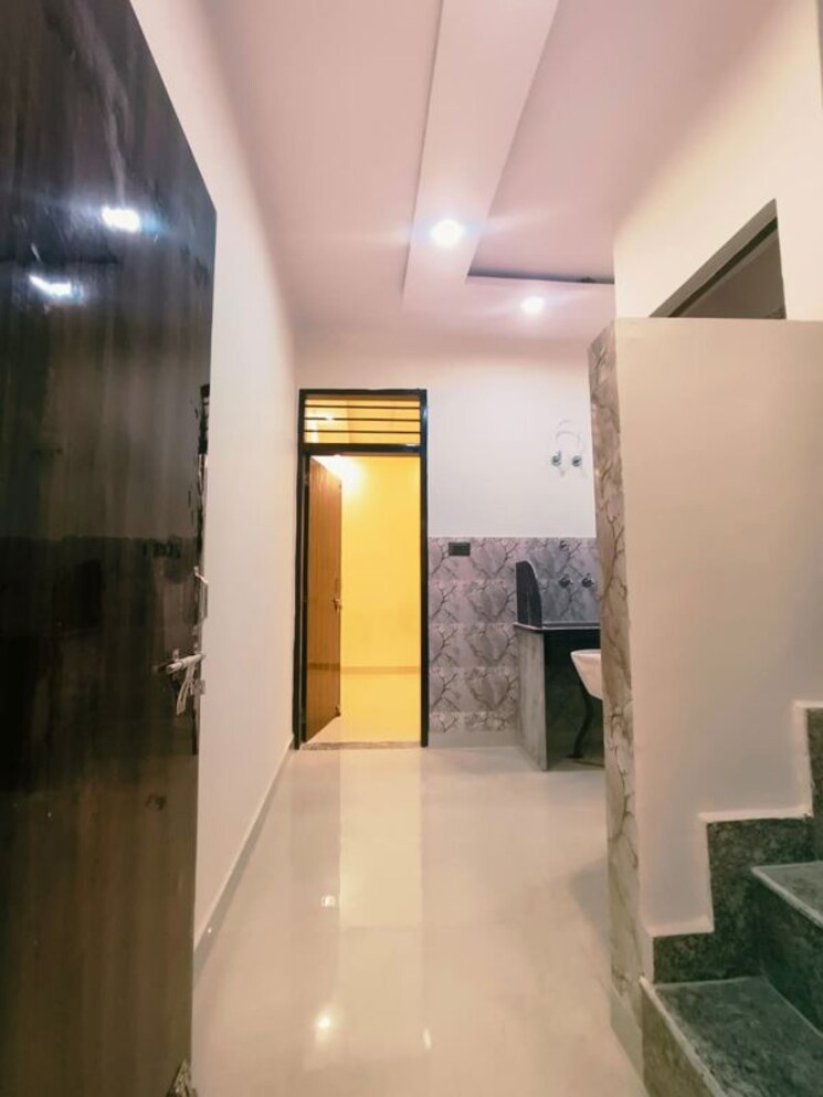 undefined, dwarka mor 1 Bedroom 360 Sq.Ft. Independent House In Dwarka Mor Delhi 9583333