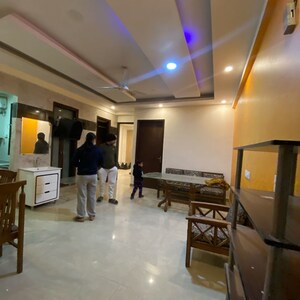 2 BHK Builder Floor For Rent in Chattarpur