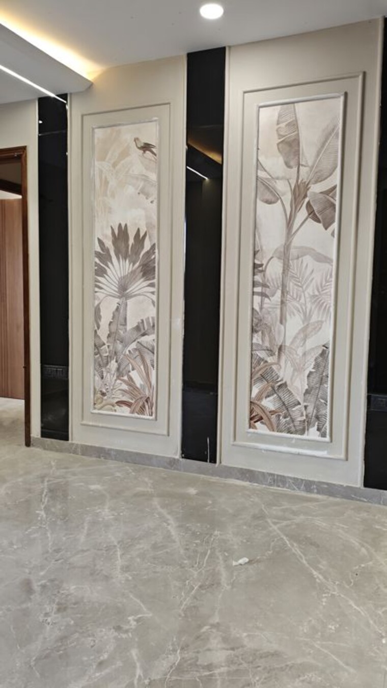 Bedroom, parklands 4 Bedroom 250 Sq.Yd. Builder Floor In Sector 85 Faridabad 9781770