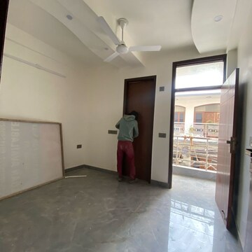 1 BHK Builder Floor For Rent in Chattarpur