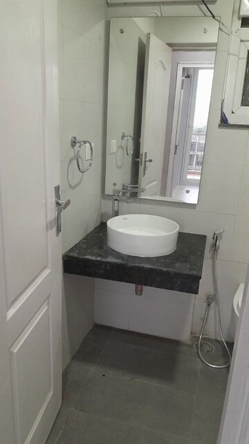 Bathroom in 2 BHK Builder Floor at The Grand, Sector 52 – for Rent