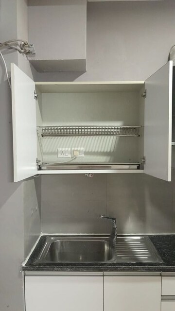 Furnished Amenities in 2 BHK Builder Floor at The Grand, Sector 52 – for Rent