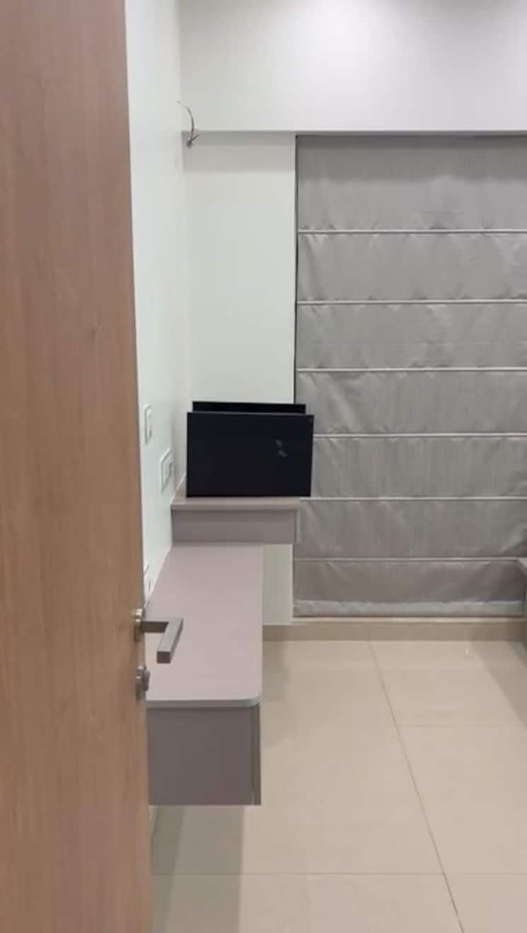 Bathroom, lodha-vista 2 Bedroom 700 Sq.Ft. Apartment In Lower Parel Mumbai 9781798