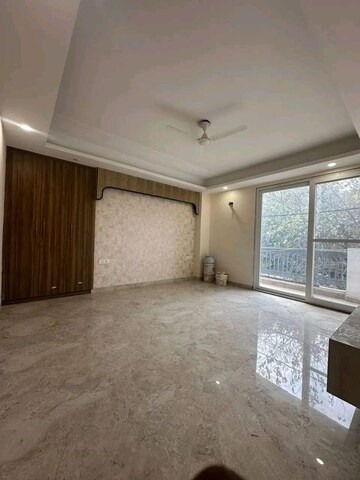 Room in 2 BHK Builder Floor at Chattarpur – for Rent