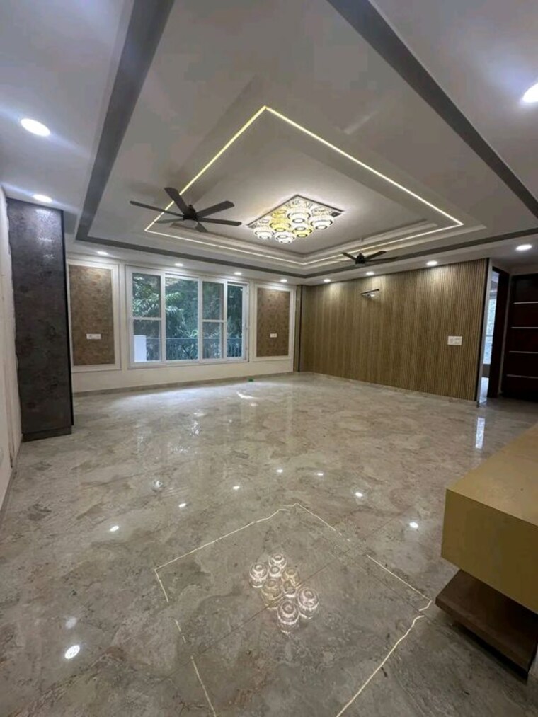  Parking, chattarpur 2 Bedroom 1000 Sq.Ft. Builder Floor In Chattarpur Delhi 9781799