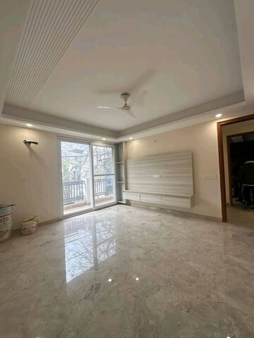 Room in 2 BHK Builder Floor at Chattarpur – for Rent