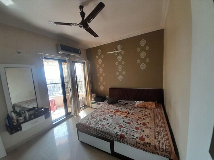 Room, kalyan west 2 Bedroom 1100 Sq.Ft. Apartment In Kalyan West Thane 9773739