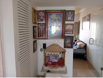Bedroom in 5 BHK Apartment at Prarthna Heights, Parel – for Sale