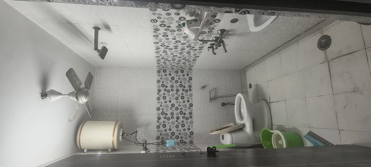 Bathroom, malviya nagar 2 Bedroom 900 Sq.Ft. Builder Floor In Malviya Nagar Delhi 9781848