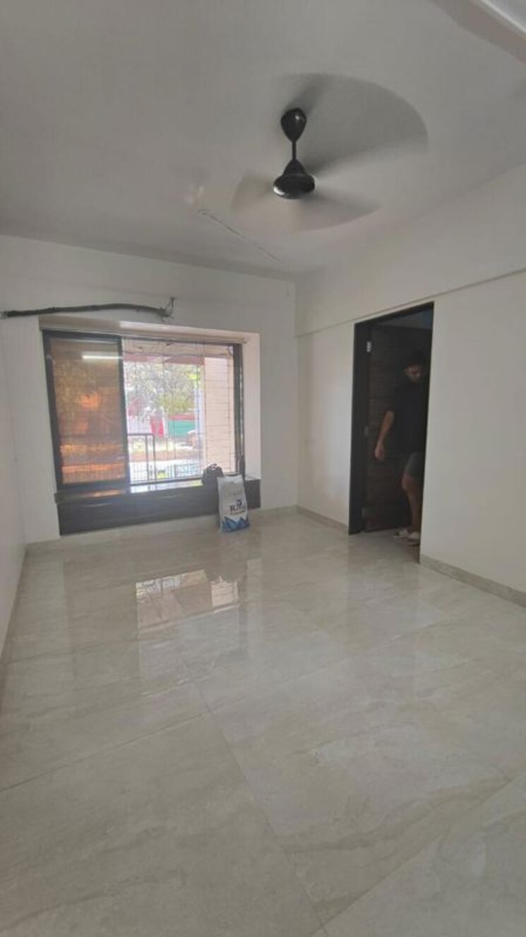 Room, om-yogeshwar 1 Bedroom 450 Sq.Ft. Apartment In Dahisar West Mumbai 9781889