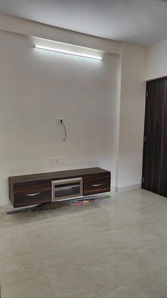 1 BHK Apartment For Rent in Om Yogeshwar