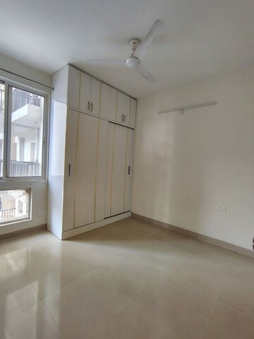 Room in 3 BHK Apartment at Sare Home, Sector 92 – for Rent