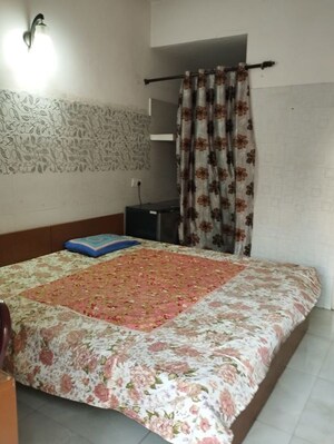 Bedroom in 2 BHK Builder Floor at RWA Apartments, Sector 31 – for Rent
