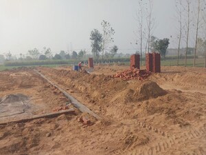  Land For Sale in Ajmer Road