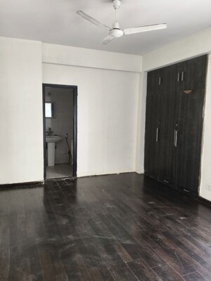 3 BHK Apartment For Rent in Homes 121, Sector 121