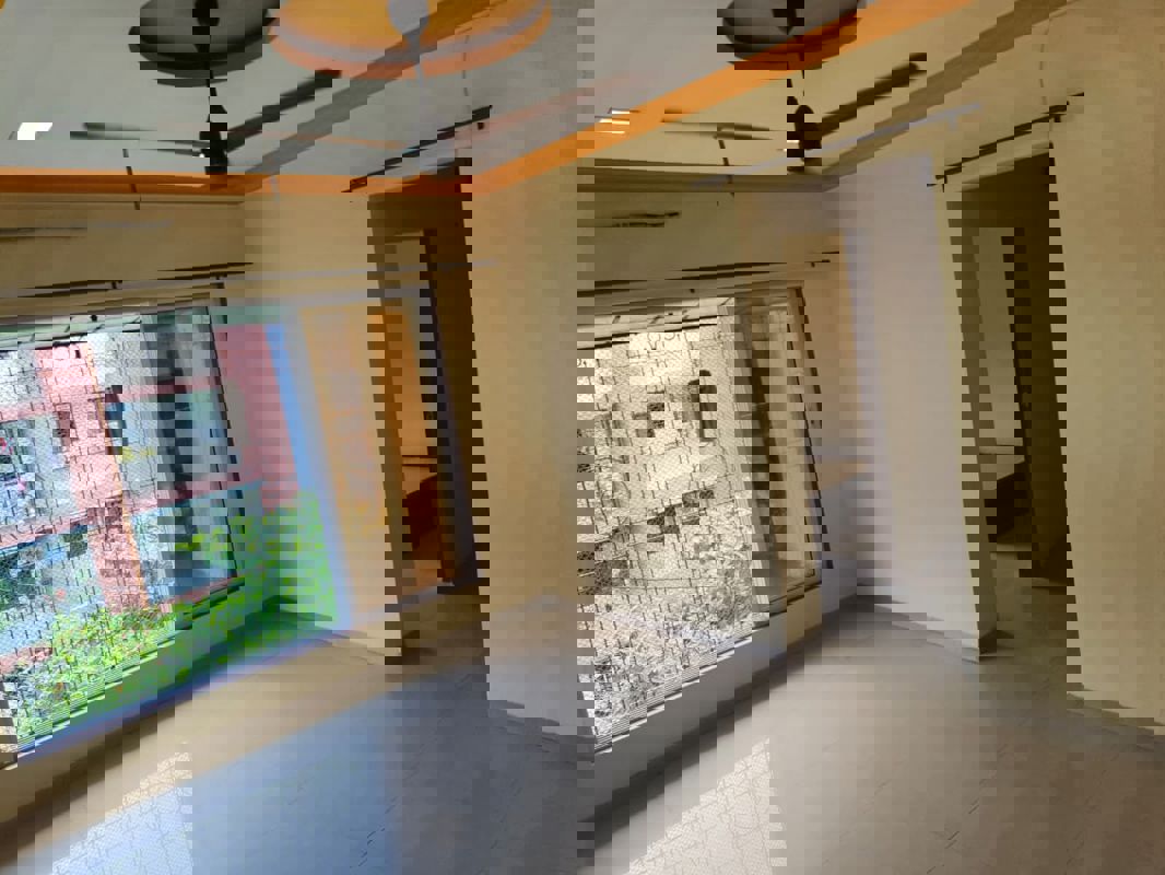 1 BHK 400 Sq.Ft. Apartment in Sai Satsang CHS