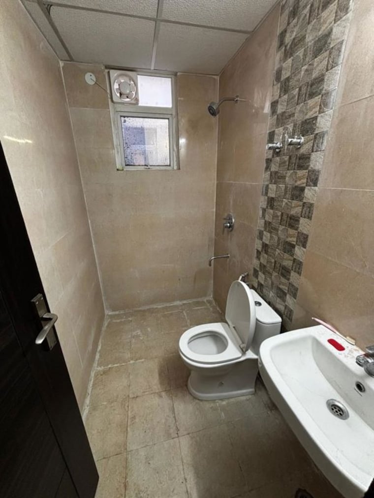 Bathroom, signature-global-park-4-and-5 3 Bedroom 1120 Sq.Ft. Builder Floor In Sohna Sector 36 Gurgaon 9781961
