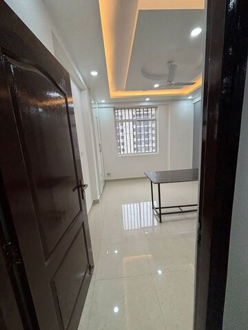 Building Lobby in 4 BHK Apartment at Gomti Nagar – for Rent