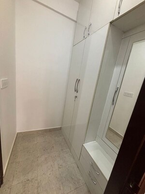 Bathroom in 4 BHK Apartment at Gomti Nagar – for Rent