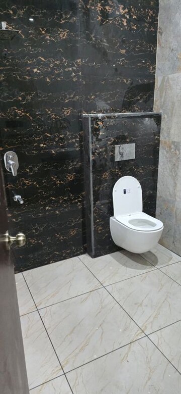 Bathroom in 3 BHK Independent House at Omaxe City, Omaxe City – for Rent