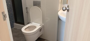 Bathroom in 2 BHK Apartment at Sheth Auris Serenity Tower 1, Malad West – for Rent