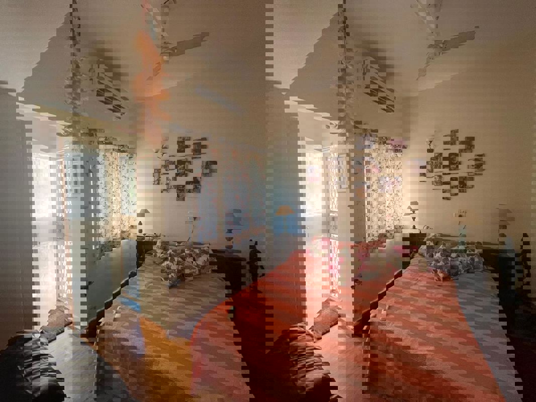 1.5 BHK Builder Floor For Rent in RWA Apartments Sector 52