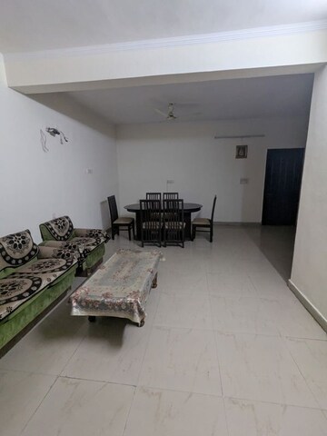 Team Area in 2 BHK Apartment at Ambala Highway – for Rent