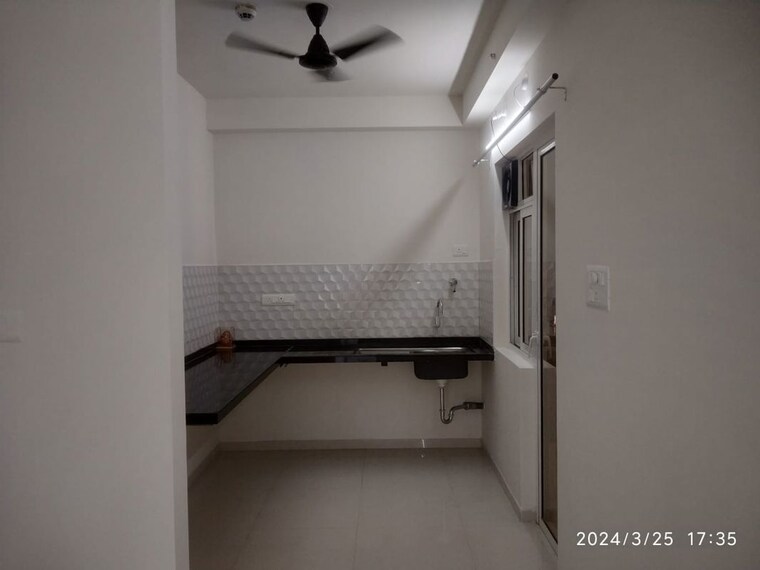 Bathroom, godrej-hillside 3 Bedroom 877 Sq.Ft. Apartment In Mahalunge Pune 9782041