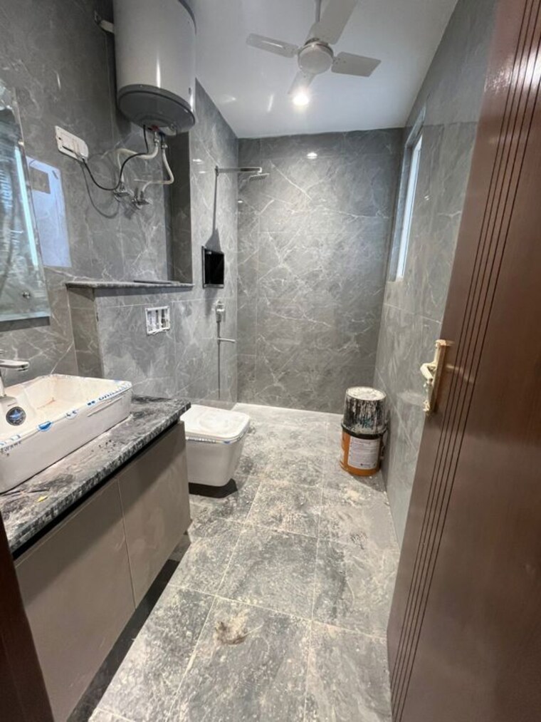 Bathroom, tulip-orange 3 Bedroom 1437 Sq.Ft. Apartment In Sector 70 Gurgaon 9782042