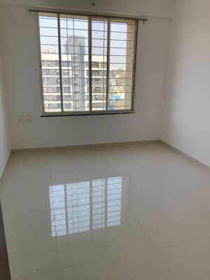 Bedroom in 2 BHK Apartment at Kohinoor Reina, Kondhwa – for Rent