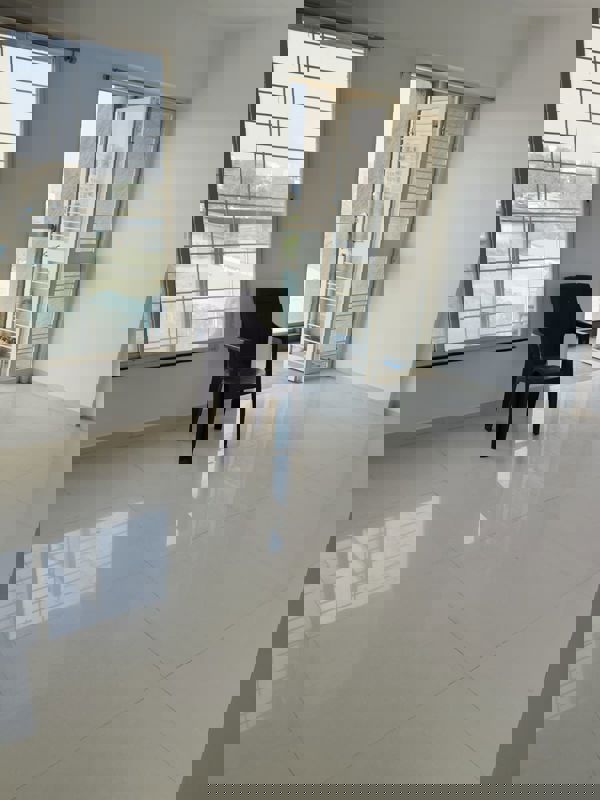 2 BHK Apartment For Rent in Kohinoor Reina