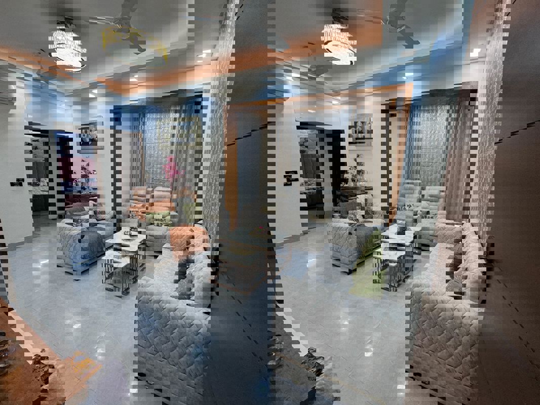 3 BHK Apartment For Sale in Amrapali Platinum