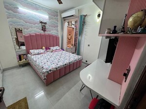 Master Bedroom in 3 BHK Apartment at Amrapali Platinum, Sector 119 – for Sale