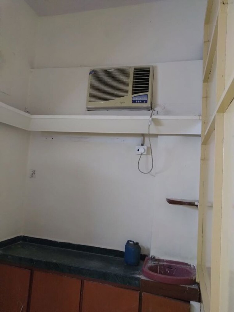 undefined, mulund west Commercial Office Space 300 Sq.Ft. In Mulund West Mumbai 9782066