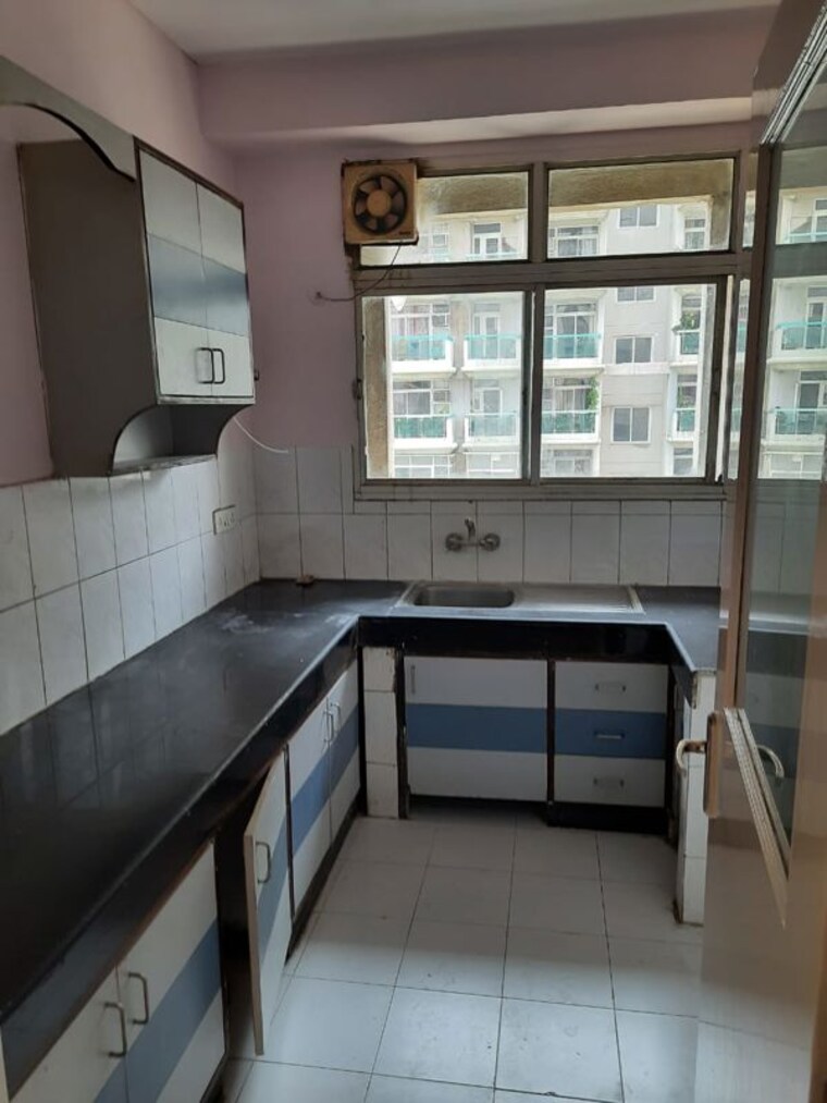 Kitchen, ansal-valley-view-estate 2 Bedroom 929 Sq.Ft. Apartment In Gwal Pahari Gurgaon 9775196