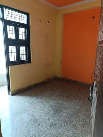 Room in 6+ BHK Independent House at New Ashok Nagar – for Sale