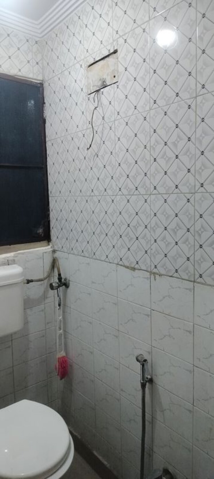 Bathroom, janakpuri 2 Bedroom 900 Sq.Ft. Apartment In Janakpuri Delhi 9782082