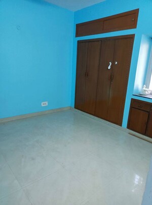 3 BHK Apartment For Sale in Vasundhara Enclave