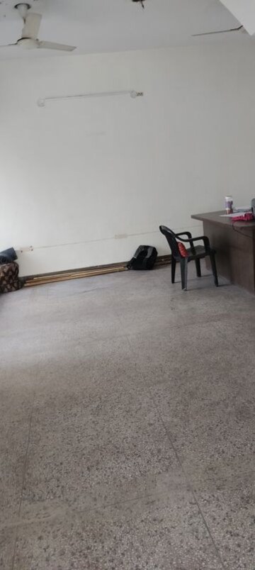 Room in 2 BHK Apartment at Janakpuri – for Rent