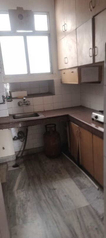 Kitchen in 2 BHK Apartment at Janakpuri – for Rent
