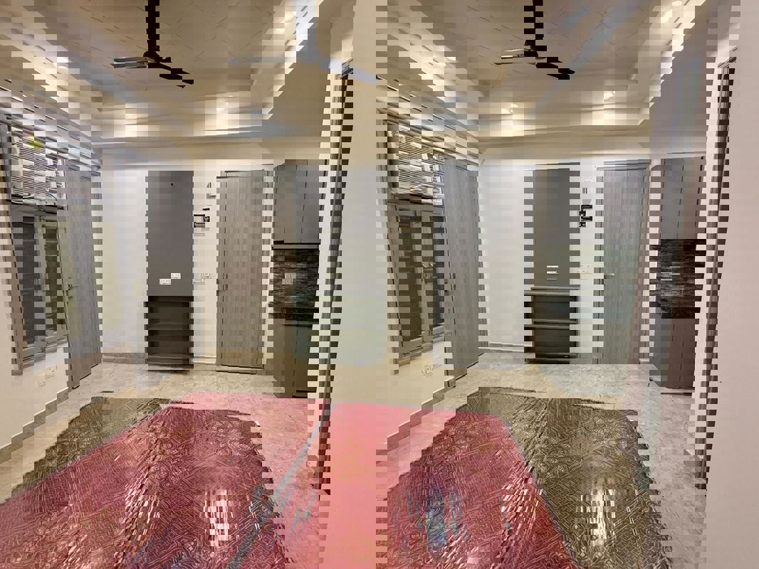 2 BHK + Study Room Apartment For Rent in Tulip Lemon