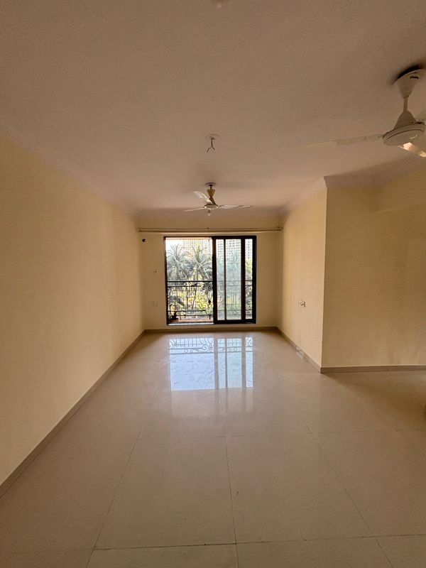2 BHK 970 Sq.Ft. Apartment in Lake Primrose