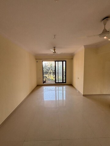 2 BHK Apartment For Rent in Lake Primrose, Powai