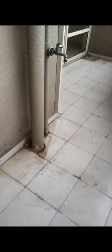 Bathroom in 2 BHK Apartment at Pyramid Heights, Sector 85 – for Rent