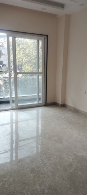 3 BHK Builder Floor For Sale in Janakpuri