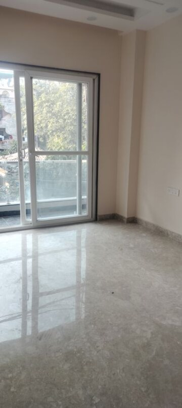 3 BHK Builder Floor For Sale in Janakpuri