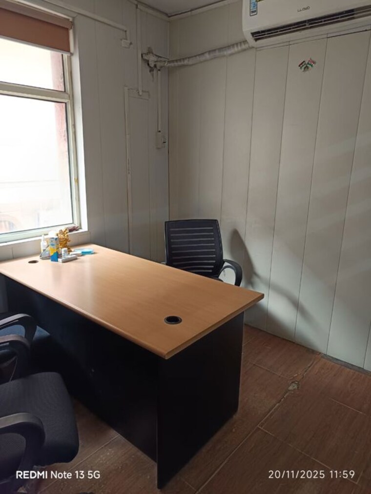 Team Area, sector 9 Commercial Office Space 1850 Sq.Ft. In Sector 9 Noida 9782132