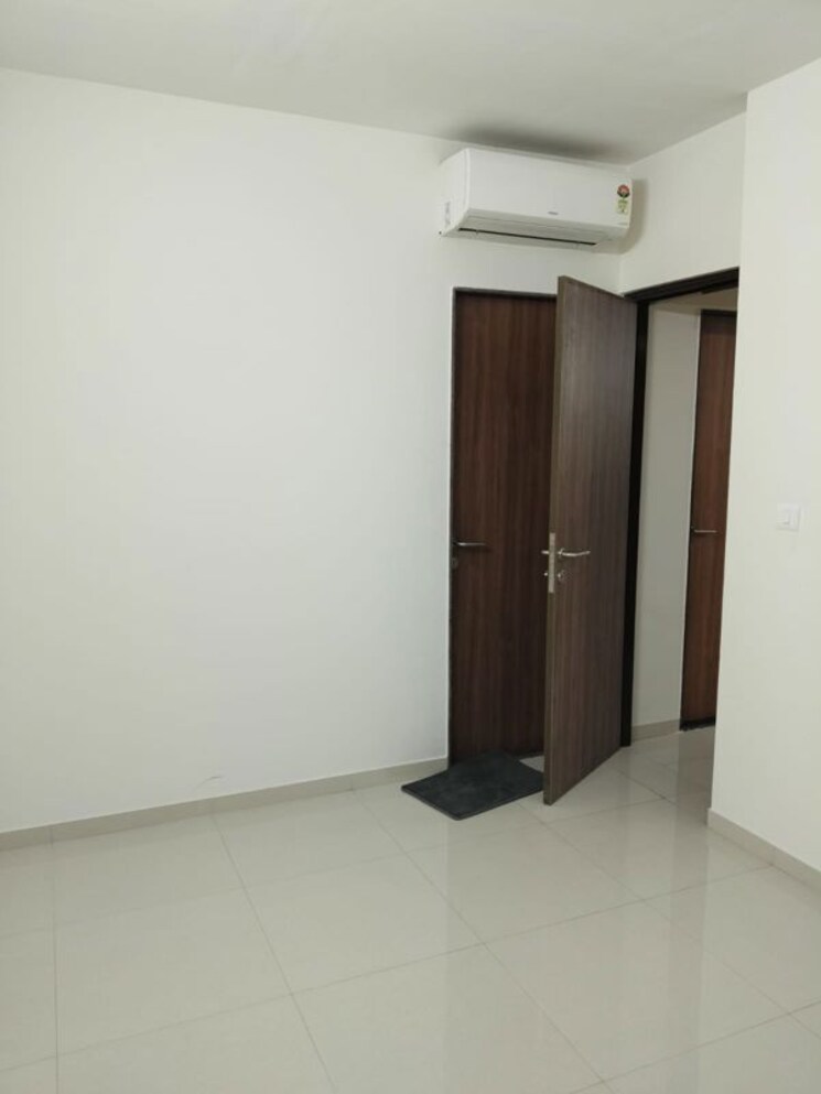 Room, lodha-amara 1 Bedroom 453 Sq.Ft. Apartment In Kolshet Road Thane 9782149